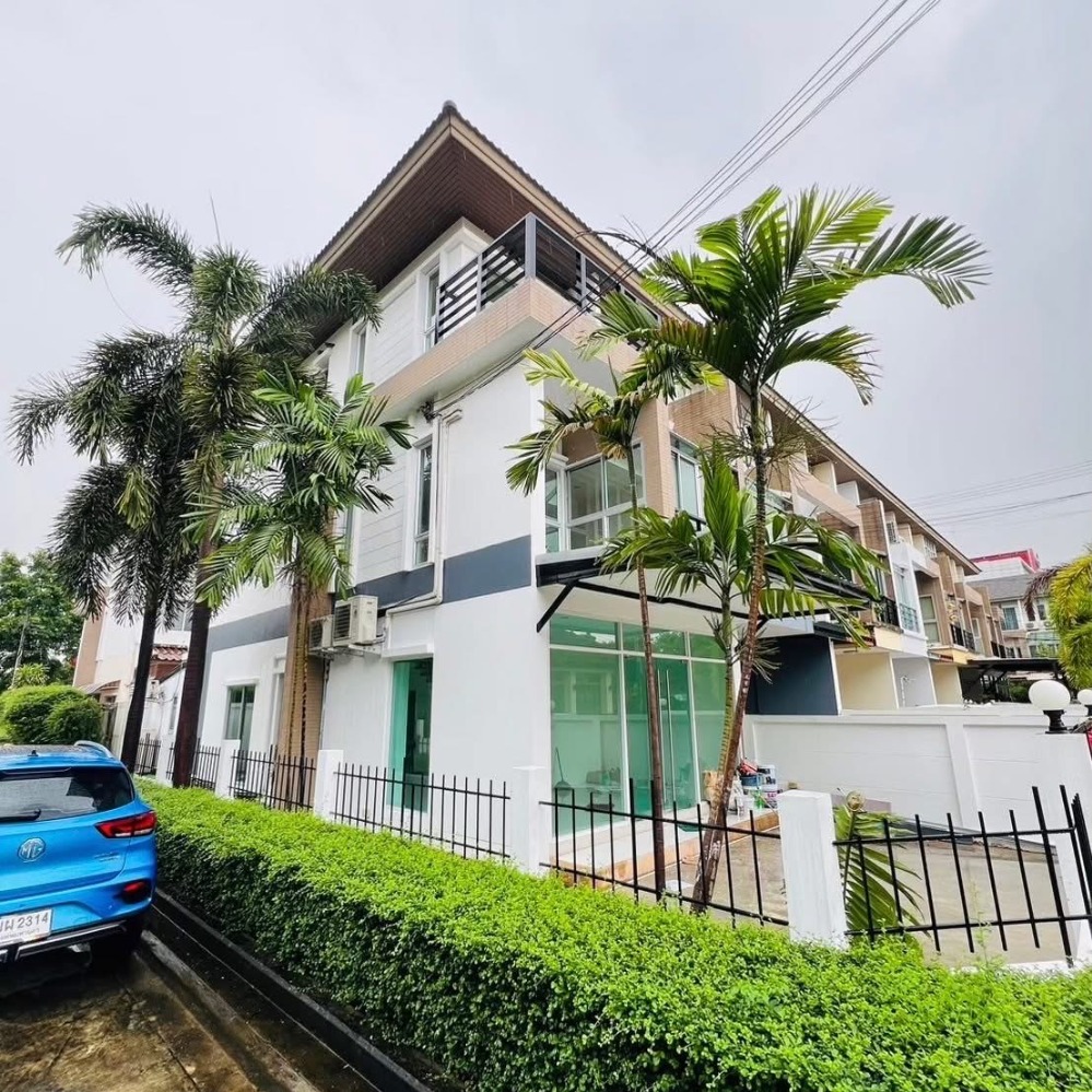 ทาวน์โฮม วิสต้า ปาร์ค วิภาวดี / 3 ห้องนอน (ขาย), Vista Park Vibhavadi / Townhome 3 Bedrooms (FOR SALE) FAH186