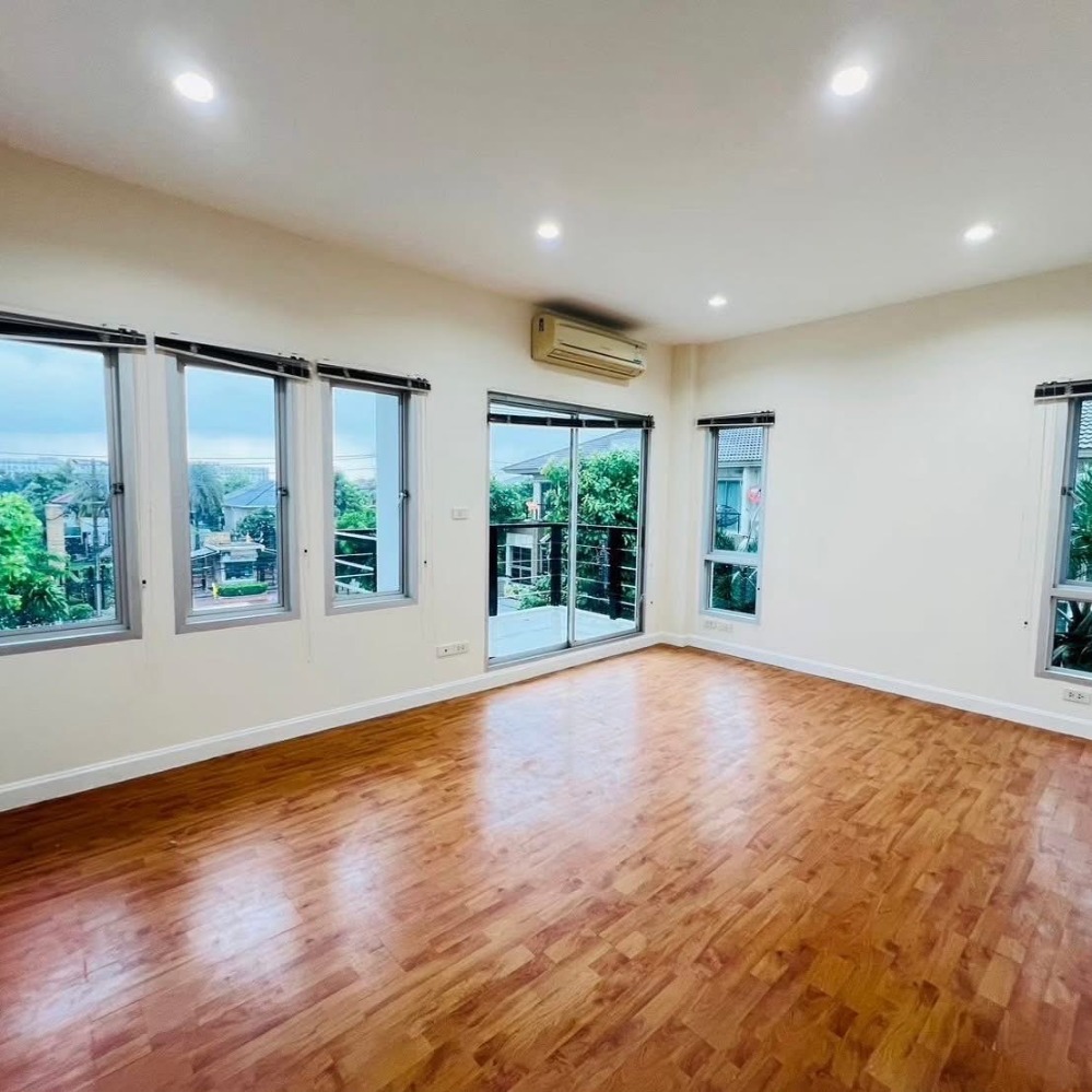 ทาวน์โฮม วิสต้า ปาร์ค วิภาวดี / 3 ห้องนอน (ขาย), Vista Park Vibhavadi / Townhome 3 Bedrooms (FOR SALE) FAH186