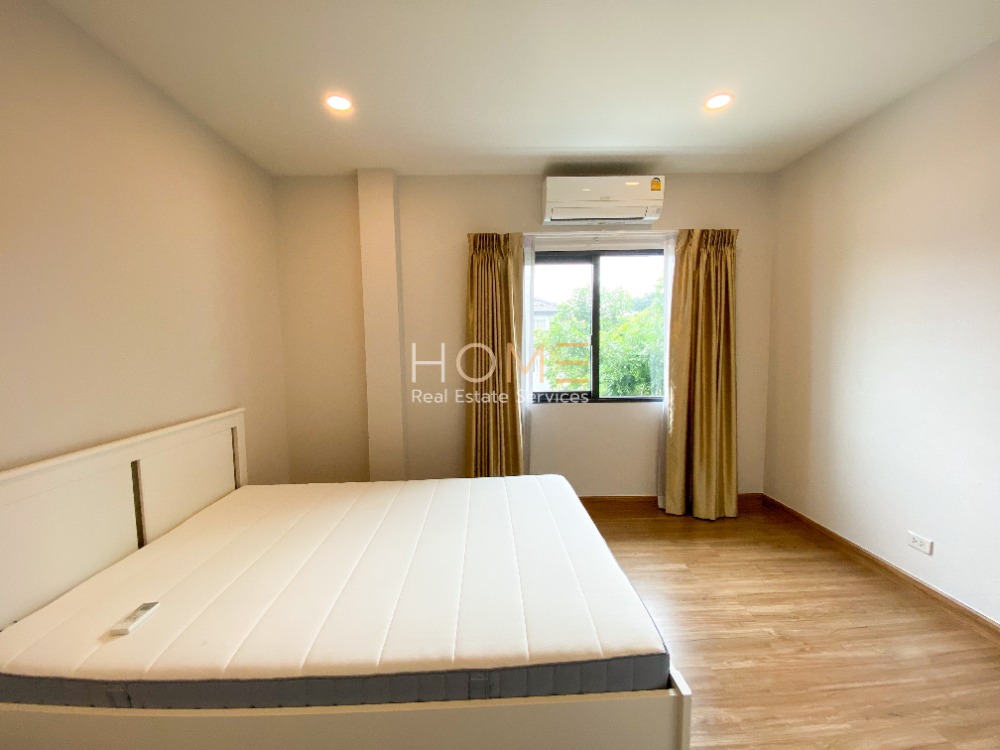 บ้านเดี่ยว เซนโทร วิภาวดี / 4 ห้องนอน (ขาย), Centro Vibhavadi / Detached House 4 Bedrooms (FOR SALE) FAH206