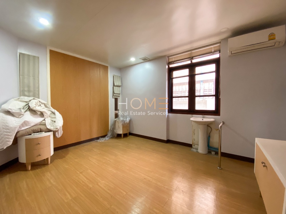 บ้านเดี่ยว ติดตลาดบองมาเช่ / 4 ห้องนอน (ขาย), Detached House next to Bon Marche Market / 4 Bedrooms (FOR SALE) FAH233