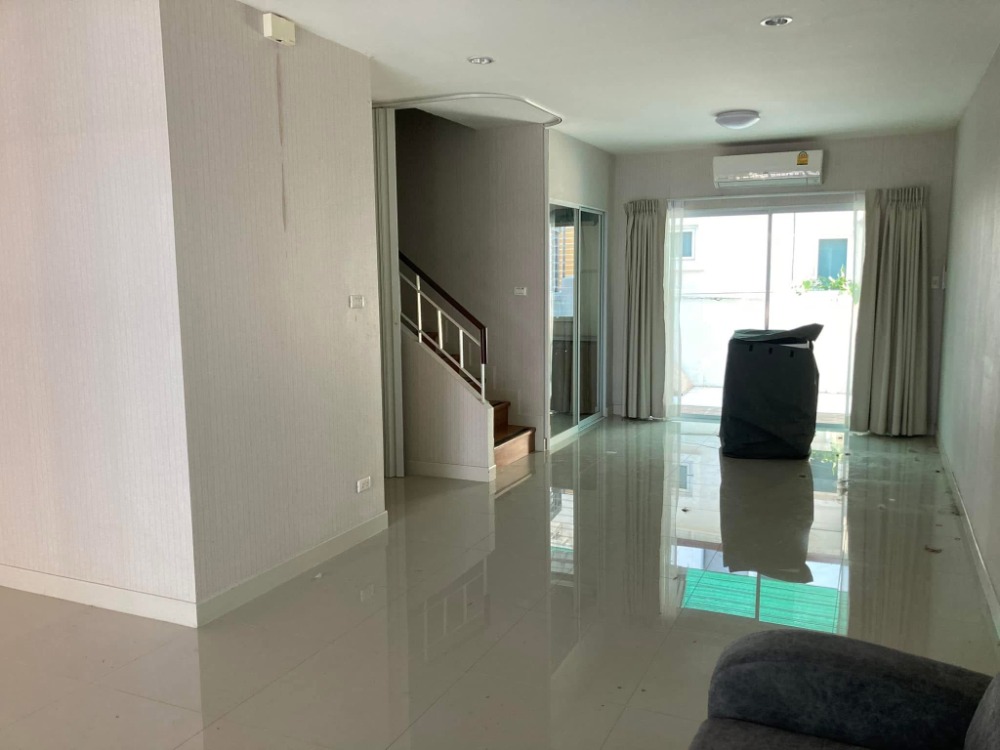 ทาวน์โฮม ชวนชื่น โมดัส วิภาวดี / 3 ห้องนอน (ขาย), Chuan Chuen Modus Viphavadi / Townhome 3 Bedrooms (FOR SALE) FAH241