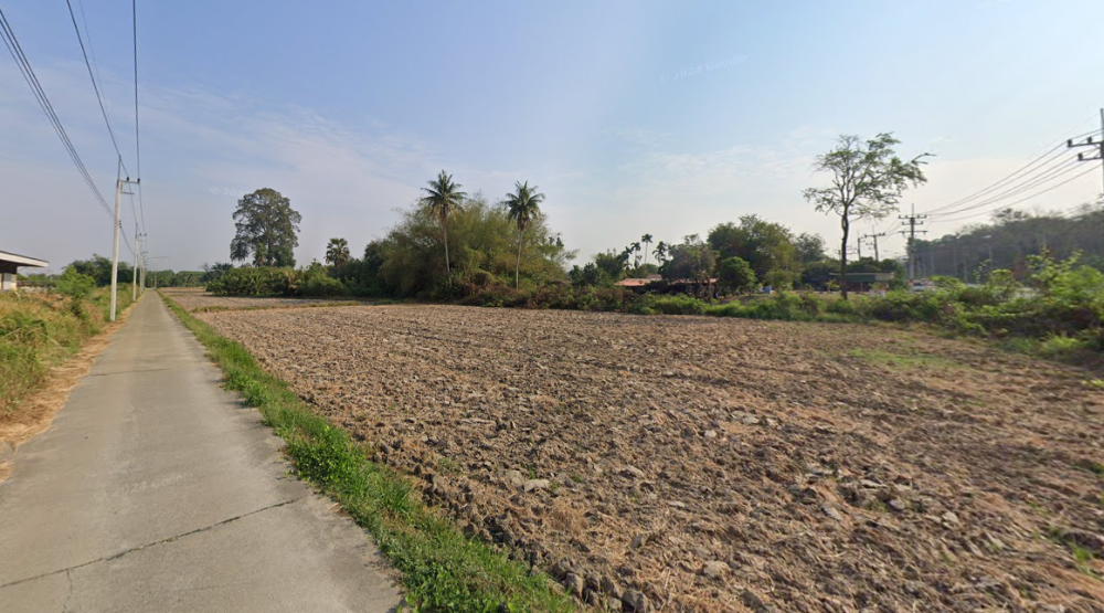 ที่ดิน ต.หนองอิรุณ อ.บ้านบึง / (ขาย), Land Nong Irun Ban Bueng / (SALE) AA210