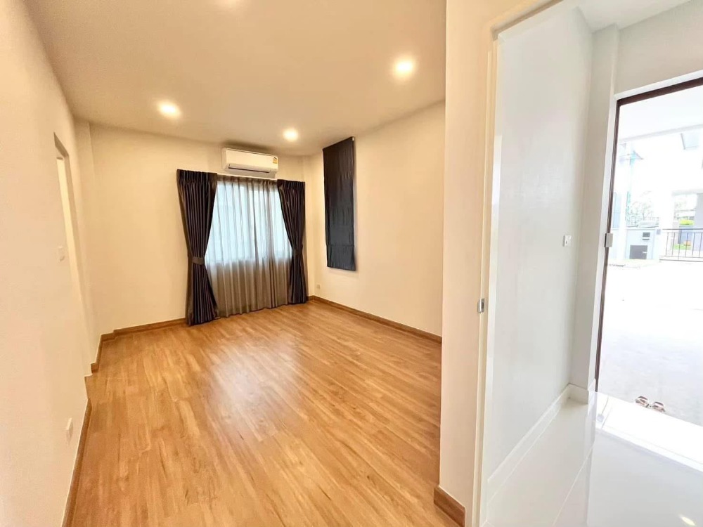 บ้านเดี่ยว เซนโทร วิภาวดี / 4 ห้องนอน (ให้เช่า), Centro Vibhavadi / Detached House 4 Bedrooms (FOR RENT) FAH244