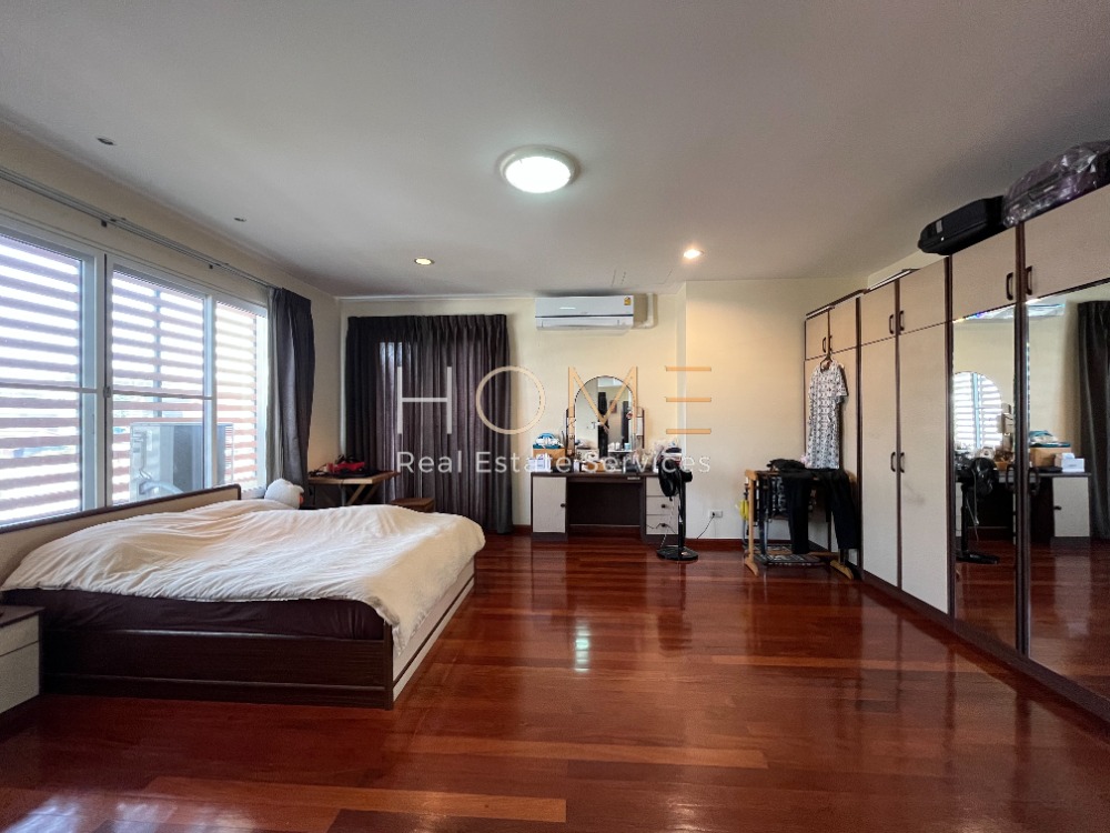 บ้านเดี่ยว ซอยรัชดานิเวศน์ / 4 ห้องนอน (ขาย), Detached House Soi Ratchada Niwet / 4 Bedrooms (SALE) RUK897