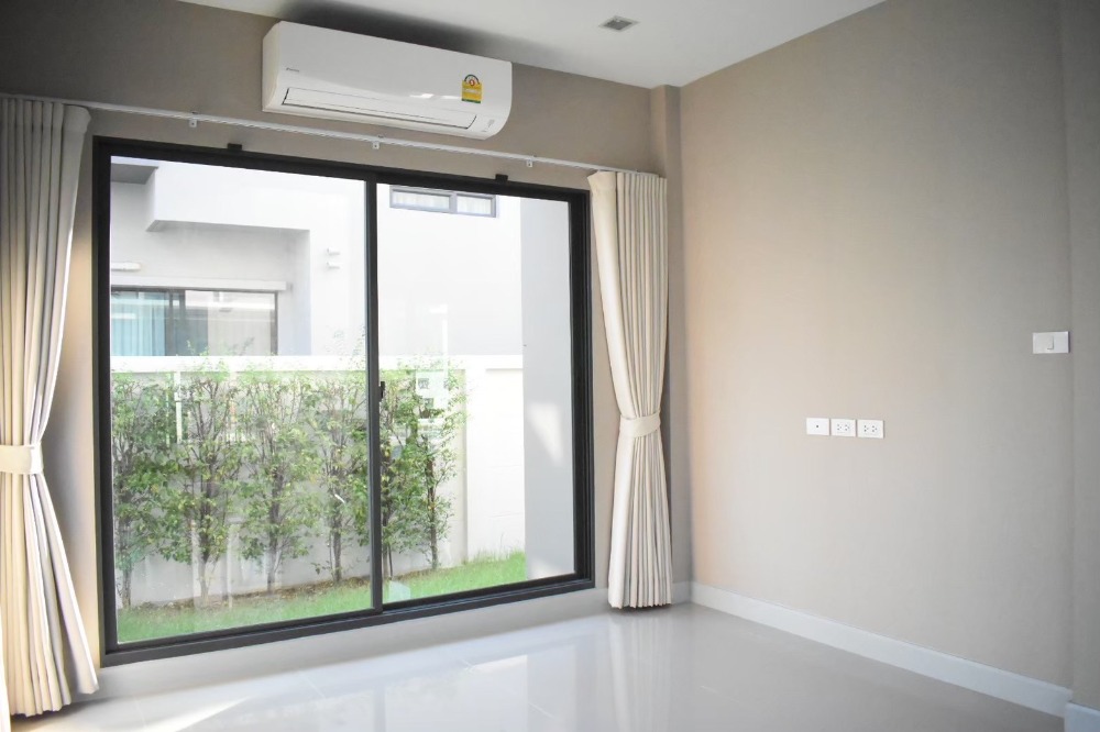 ไลฟ์ บางกอก บูเลอวาร์ด วงแหวน - พระราม 9 / 3 ห้องนอน (ขาย), Life Bangkok Boulevard Wongwaen - Rama 9 / 3 Bedrooms (SALE) DEAR094