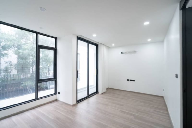 ทาวน์โฮม สุขุมวิท 15 / 3 ชั้น (ขาย), Townhome Sukhumvit 15 / 3 - Story (SALE) PALM852