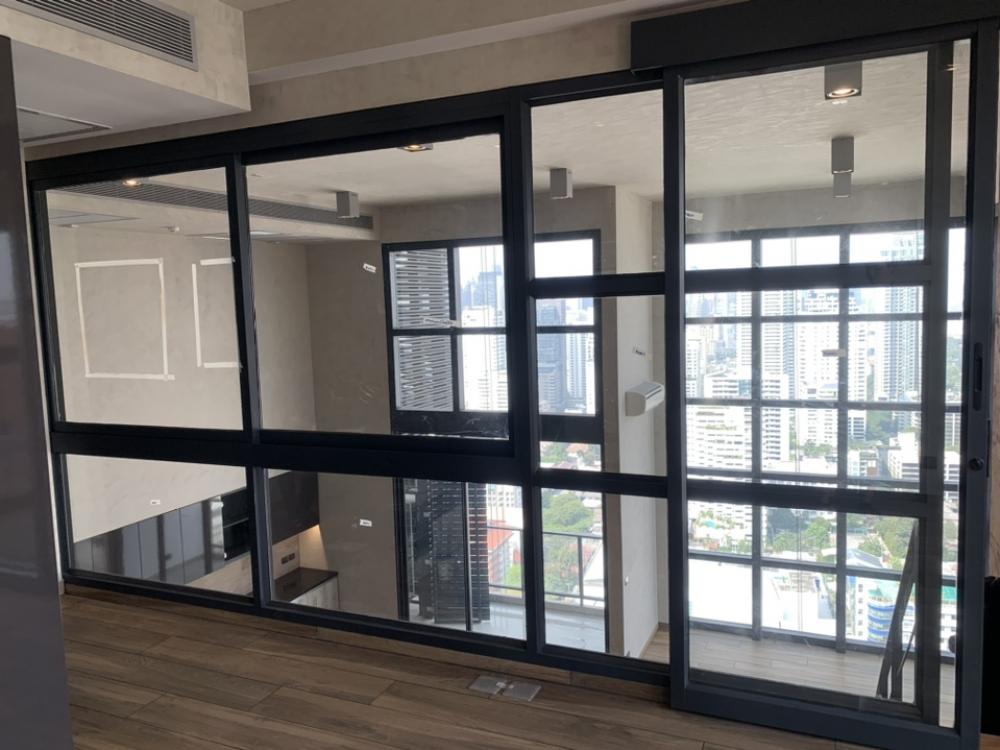 The Lofts Asoke / Duplex 2 Bedrooms (FOR SALE), เดอะ ลอฟท์ อโศก / ดูเพล็กซ์ 2 ห้องนอน (ขาย) F011