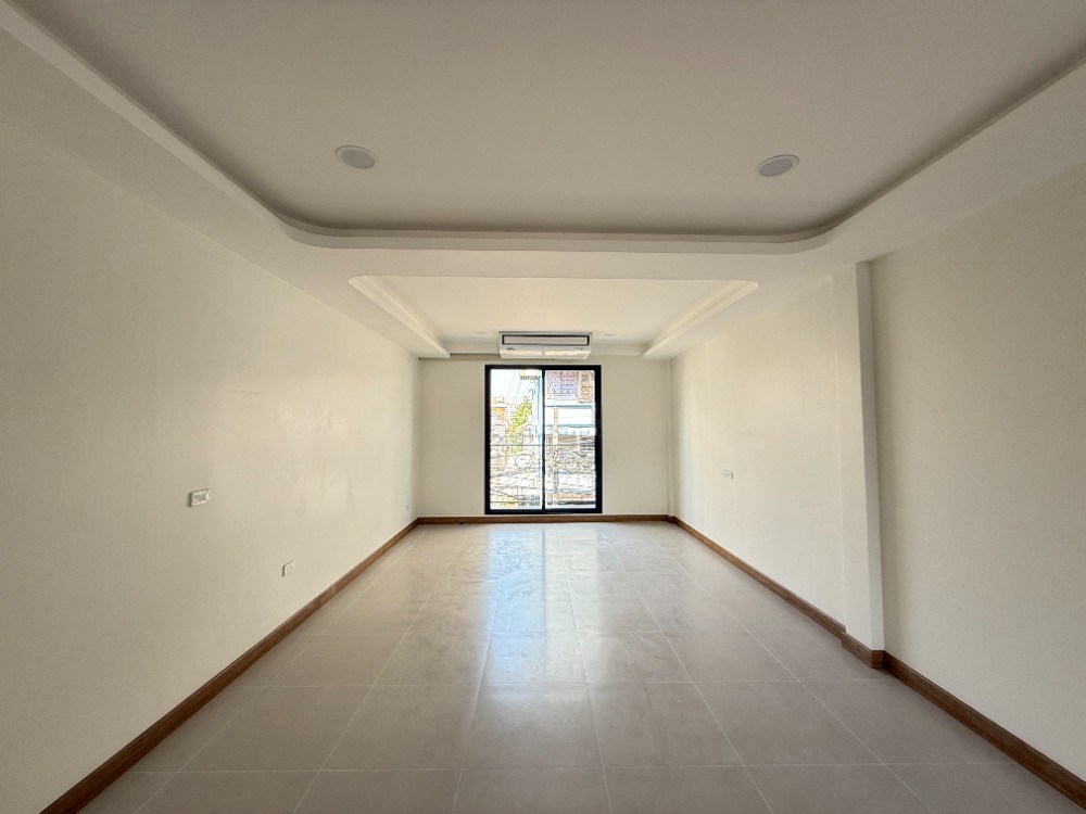 ทาวน์โฮม ประชาสงเคราะห์ 33 / 3 ห้องนอน (ขาย), Townhome Pracha Songkhro 33 / 3 Bedrooms (SALE) NUB753