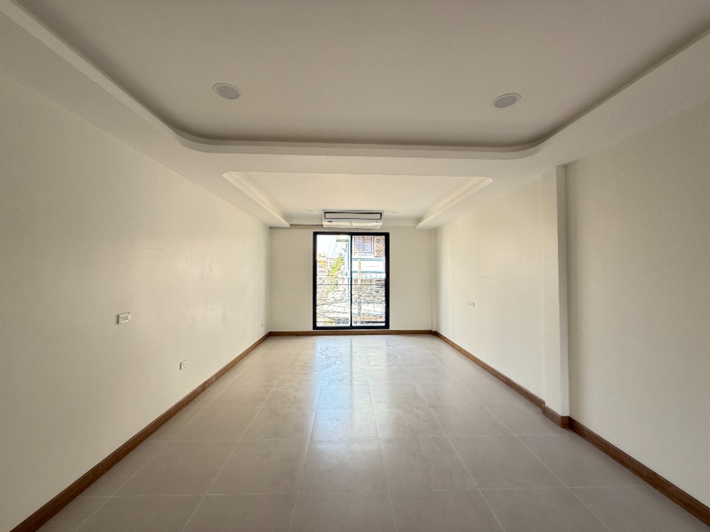 ทาวน์โฮม ประชาสงเคราะห์ 33 / 3 ห้องนอน (ขาย), Townhome Pracha Songkhro 33 / 3 Bedrooms (SALE) NUB753