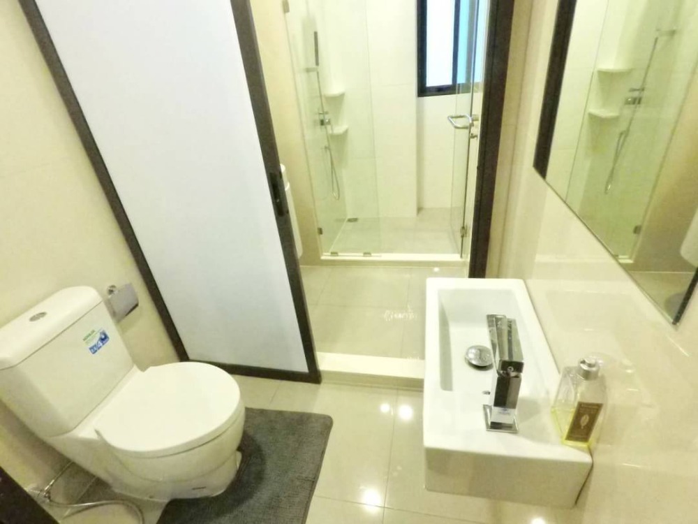 Rhythm Asoke / 2 Bedroom (SALE WITH TENANT), ริทึ่ม อโศก / 2 ห้องนอน (ขายพร้อมผู้เช่า) F063