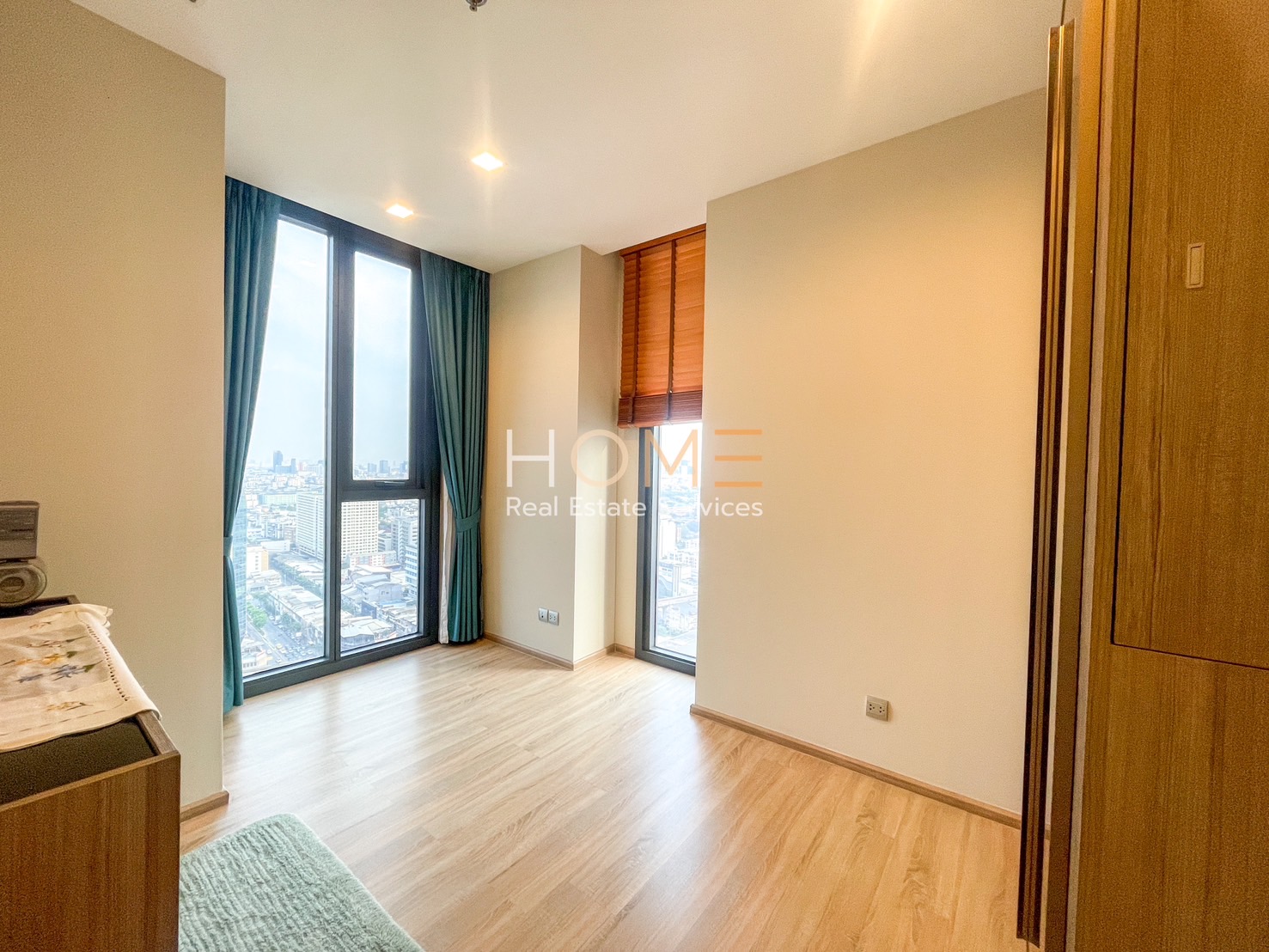 The Line Phahon - Pradipat / 2 Bedrooms (FOR SALE), เดอะ ไลน์ พหลโยธิน - ประดิพัทธ์ / 2 ห้องนอน (ขาย) PLOYW558