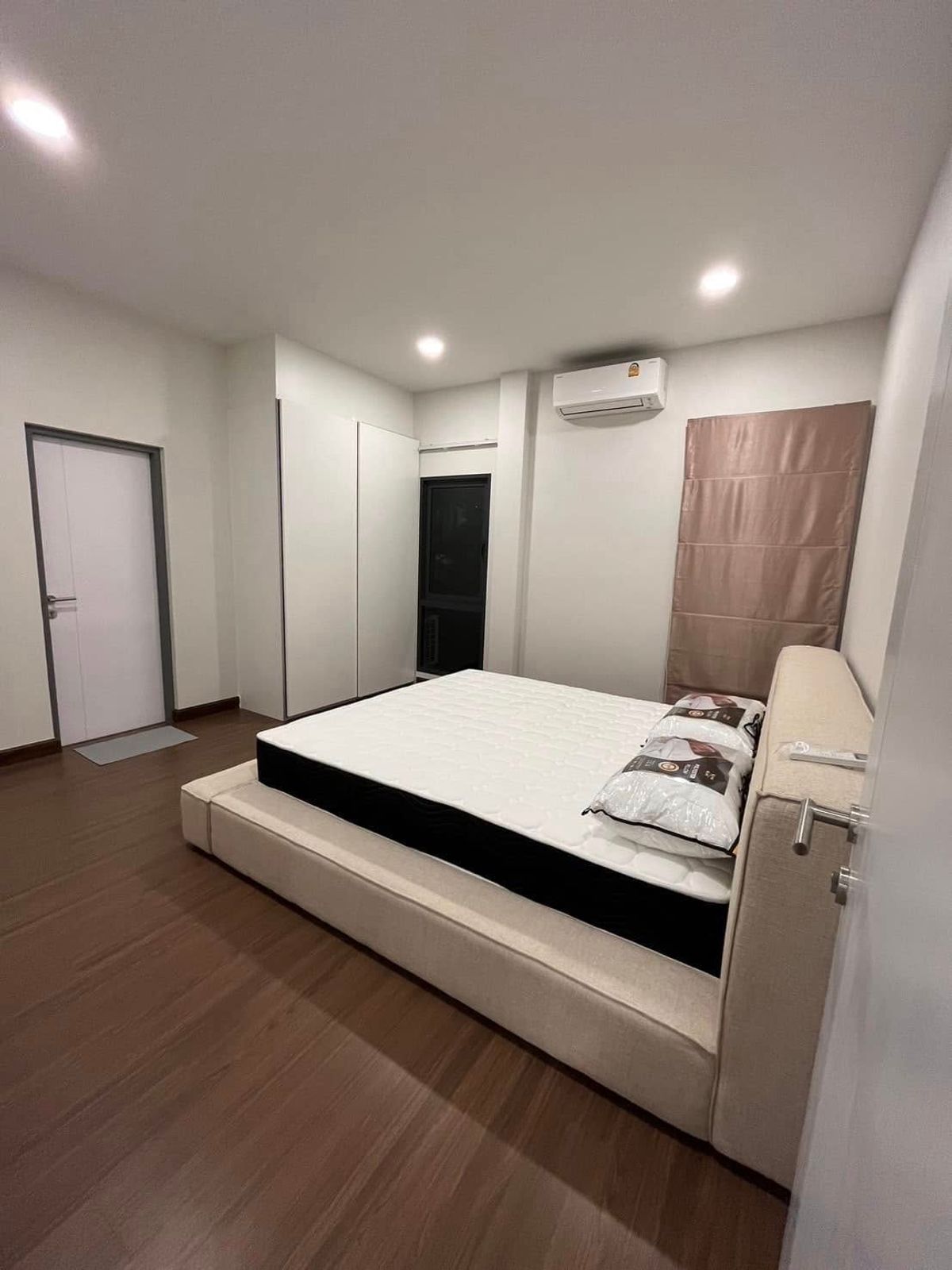 เดอะ ซิตี้ บางนา / 5 ห้องนอน (เช่า), The City Bangna / 5 Bedrooms (FOR RENT) CJ587