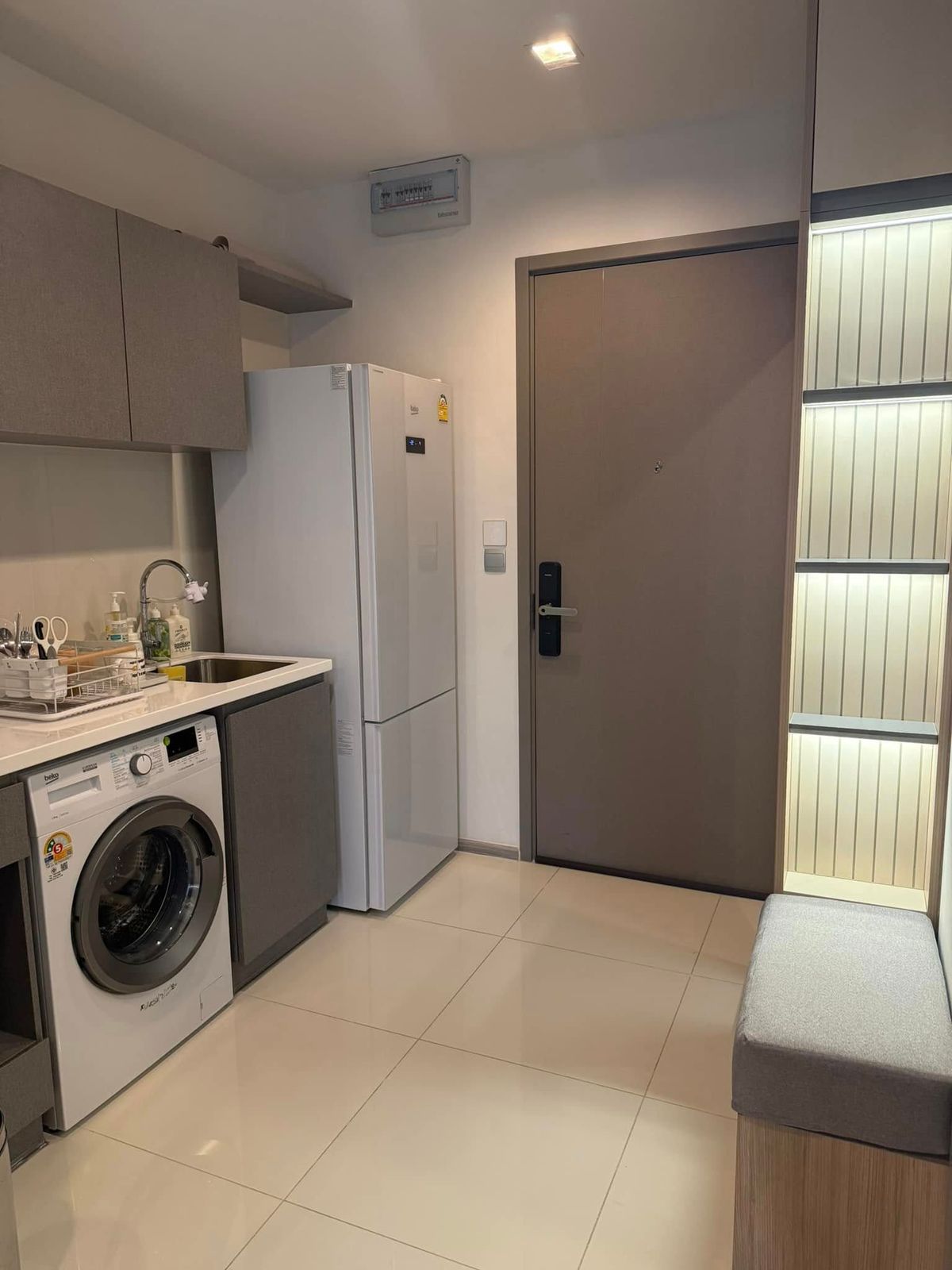 Life Asoke Hype / 1 Bedroom (SALE WITH TENANT), ไลฟ์ อโศก ไฮป์ / 1 ห้องนอน (ขายพร้อมผู้เช่า) F248