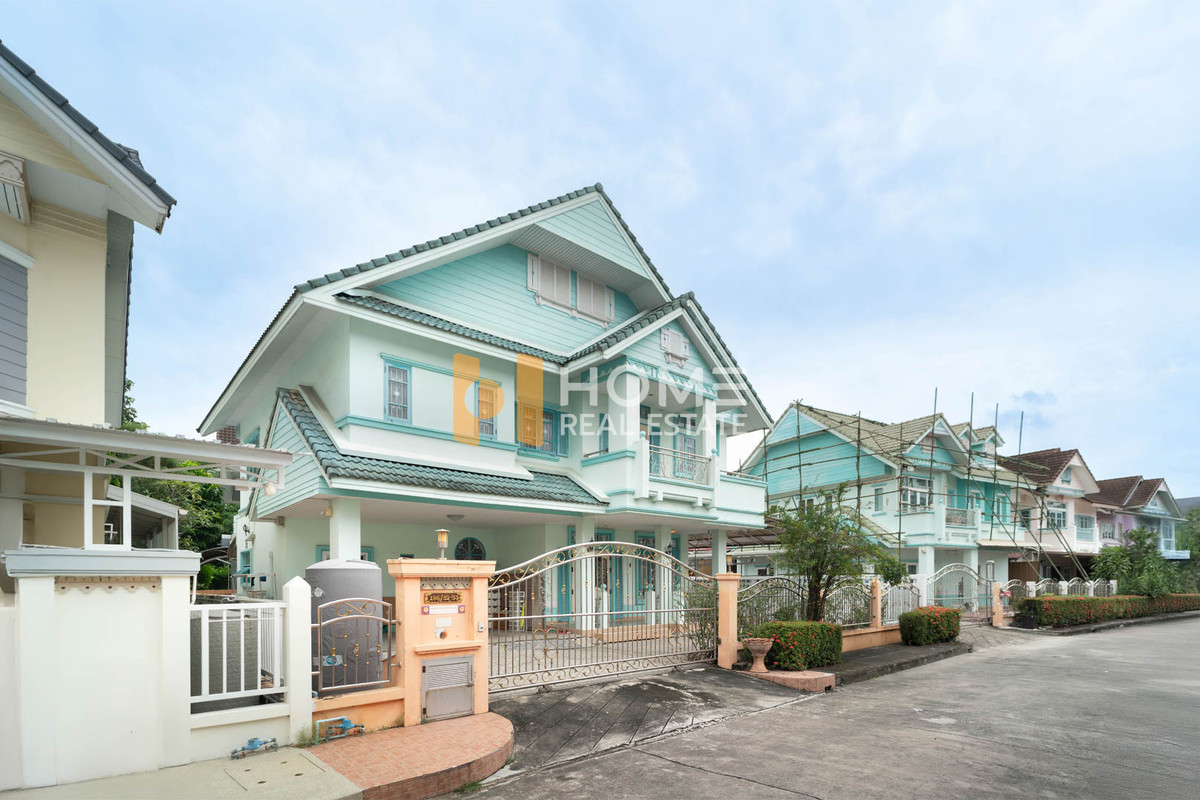 หลังใหญ่ ดีลดีสุด 🔥 พาร์คเวย์ ชาเล่ต์ รามคำแหง / 3 ห้องนอน (ขาย), Parkway Chalet Ramkhamhaeng / 3 Bedrooms (FOR SALE) AA292