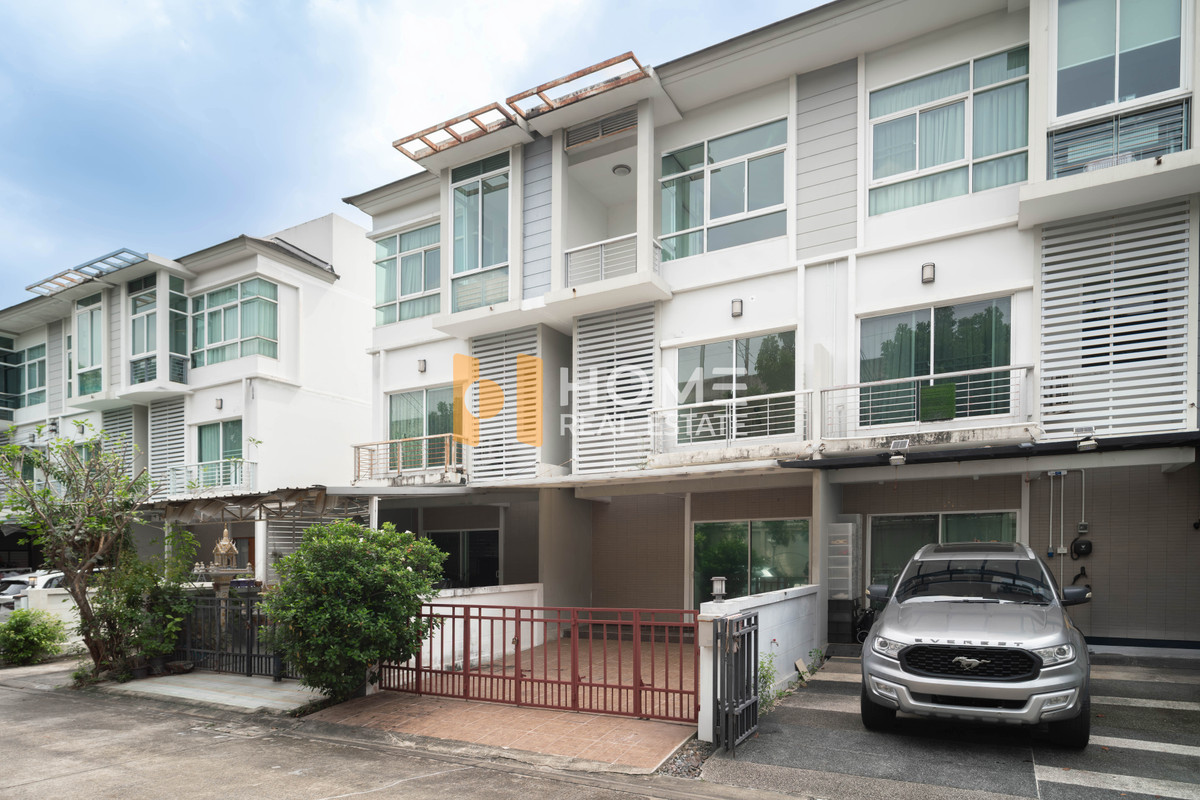หน้าบ้านไม่ชนใคร 🔥เดอะ เมทโทร พระราม 9 / 3 ห้องนอน (ขาย), The Metro Rama 9 / 3 Bedrooms (FOR SALE) FON057