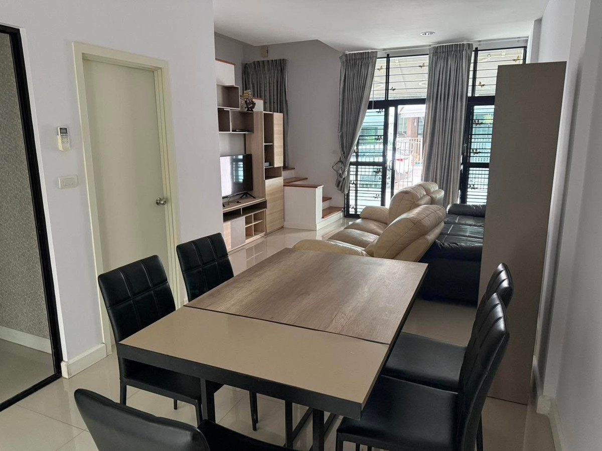 ทาวน์โฮม ฟลอรา วงศ์สว่าง / 3 ห้องนอน (ให้เช่า), Flora Wongsawang / Townhome 3 Bedrooms (FOR RENT) FRUNC008