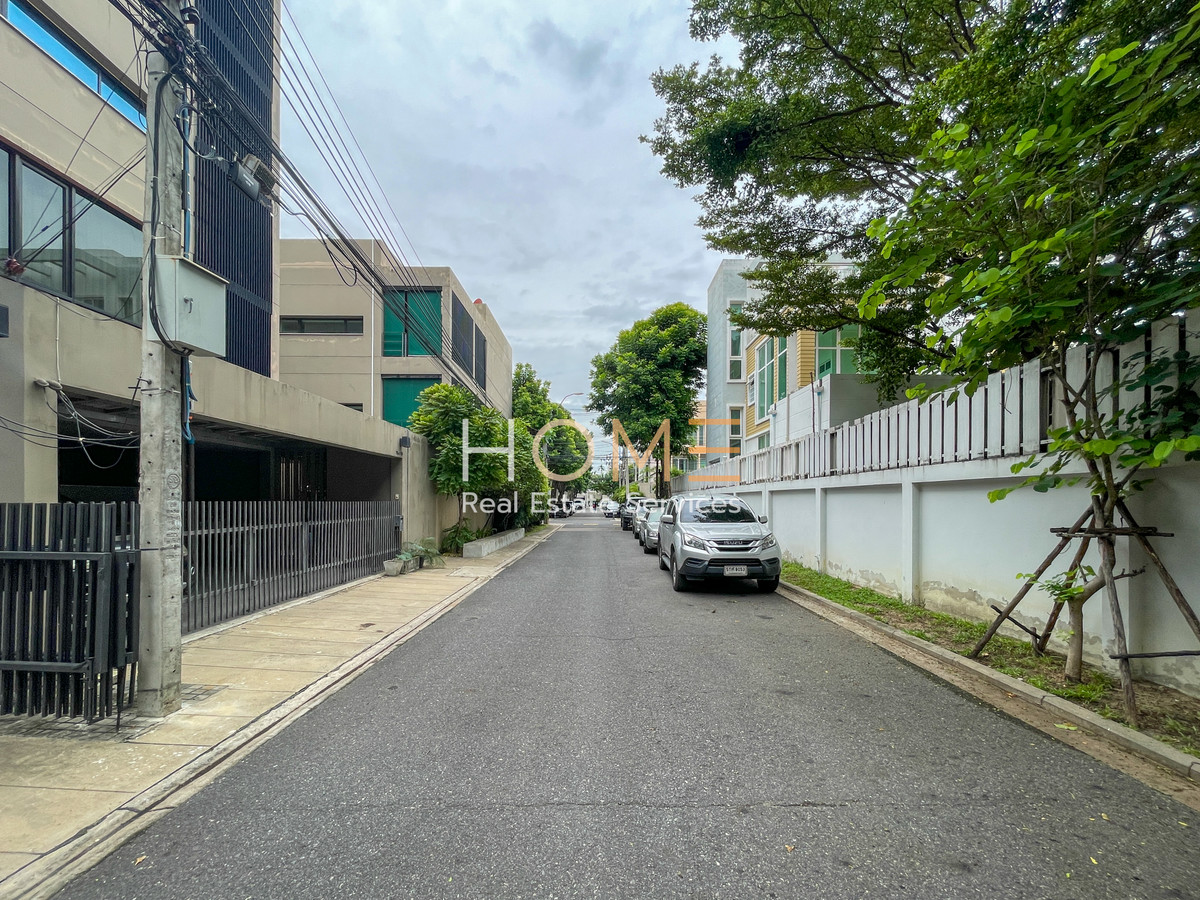 ทาวน์โฮม โนเบิล คิวบ์ พัฒนาการ / 4 ห้องนอน (ให้เช่า), Noble Cube Pattanakarn / Townhome 4 Bedrooms (FOR RENT) PALM797