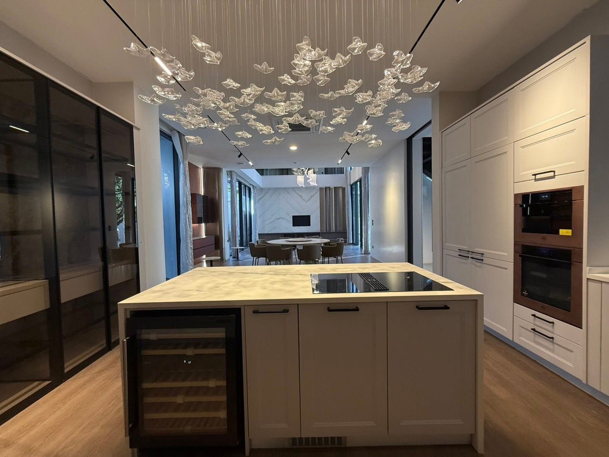 วีเว่ พระราม 9 / 5 ห้องนอน (เช่า), VIVE Rama 9 / 5 Bedrooms (FOR RENT) BZD097