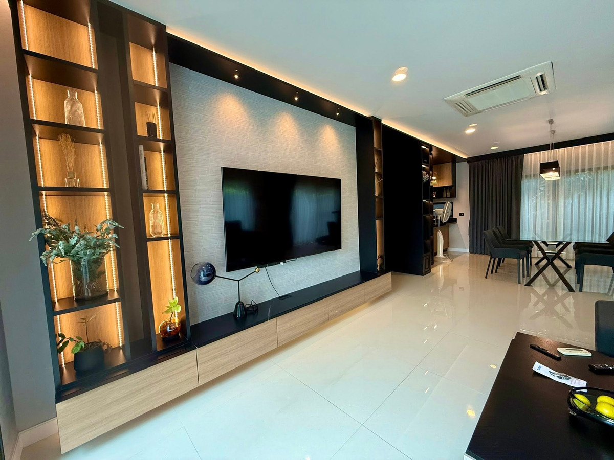 เศรษฐสิริ กรุงเทพกรีฑา 2 / 4 ห้องนอน (เช่า), Setthasiri Krungthepkreetha 2 / 5 Bedrooms (FOR RENT) BZD099