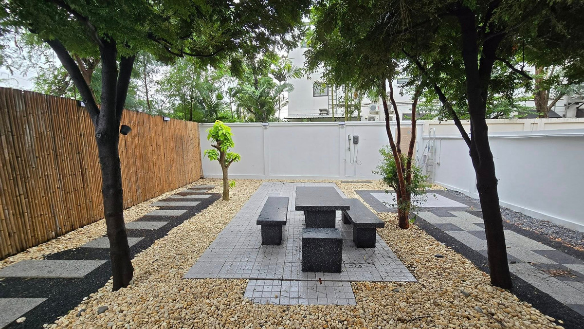 วิลลา อัลเบลโล่ พระราม 9 - ศรีนครินทร์ / 3 ห้องนอน (ขาย), Villa Albero Rama 9 - Srinakarin / 3 Bedrooms (FOR SALE) BZD095