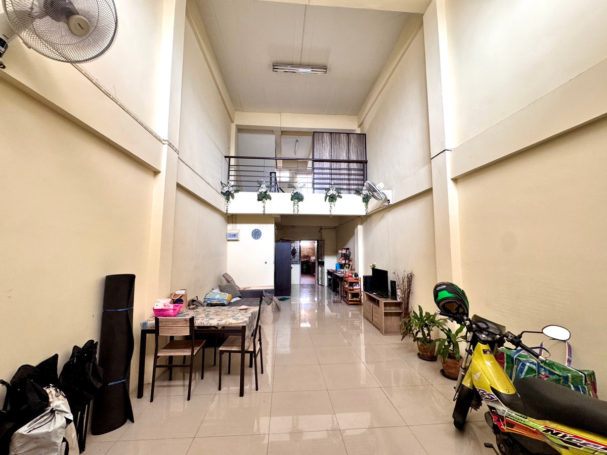 ทำเลหลัก คนผ่านทั้งวัน พร้อมเปิดกิจการทันที 🔥 เดอะ พอยท์ บ่อวิน / 3 ชั้น (ขาย), The Point Bowin / 3 Storey (FOR SALE) YEAN072