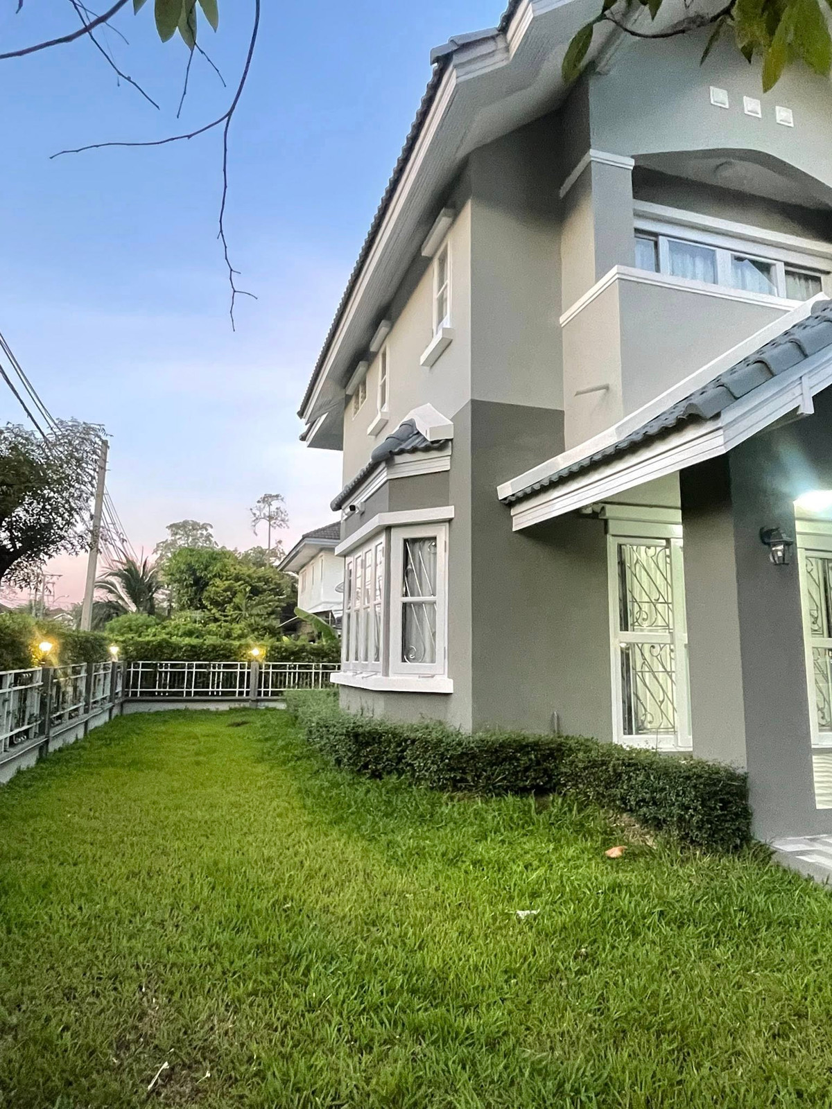 ฟลอร่าวิลล์ พาร์ค ซิตี้ สุวินทวงศ์ 38