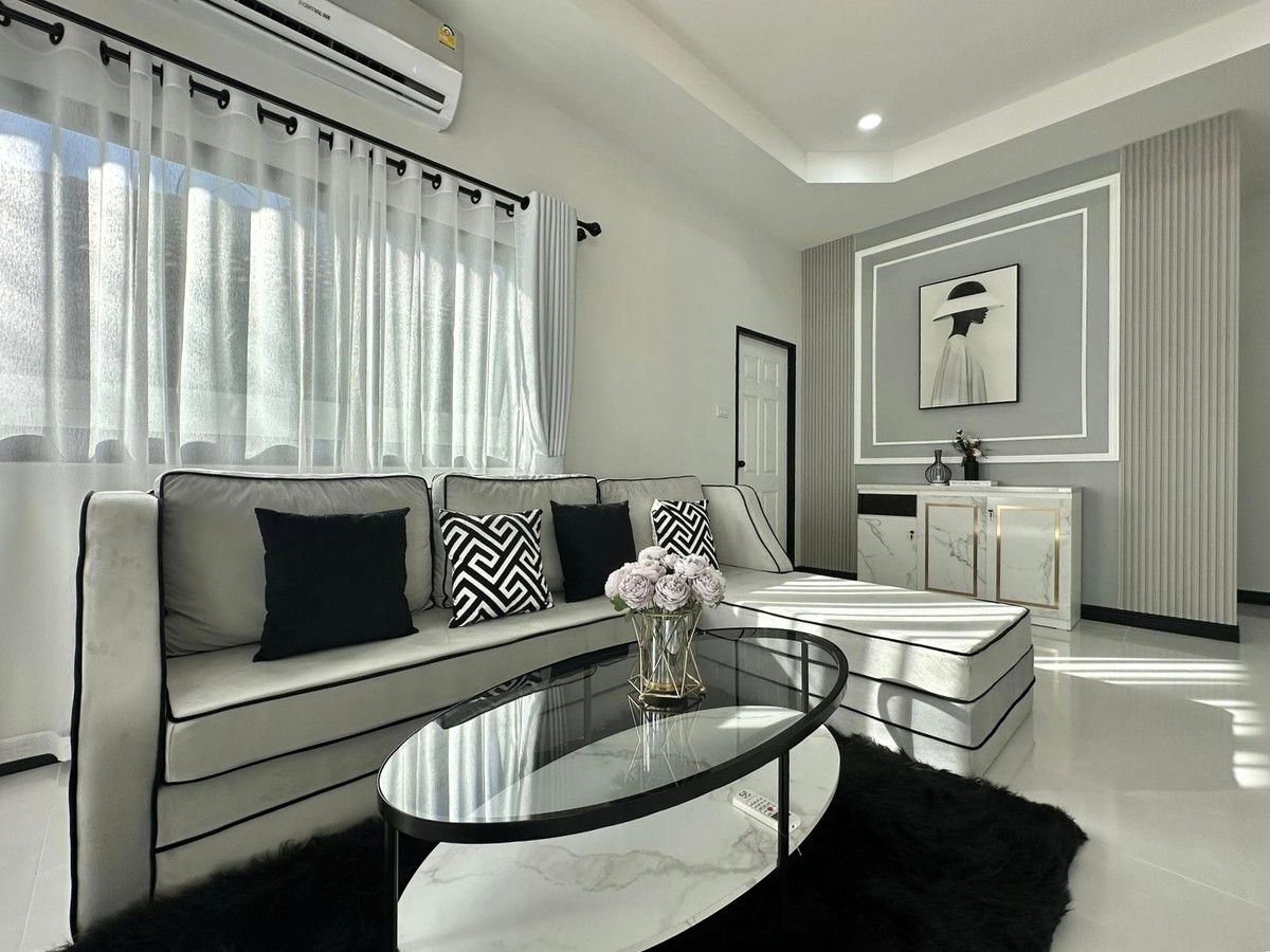 รีโนเวทใหม่ทั้งหลัง ✨ รวิพร ซิตี้โฮม / 3 ห้องนอน (ขาย), Raviporn City Home / 3 Bedrooms (FOR SALE) BEWN041