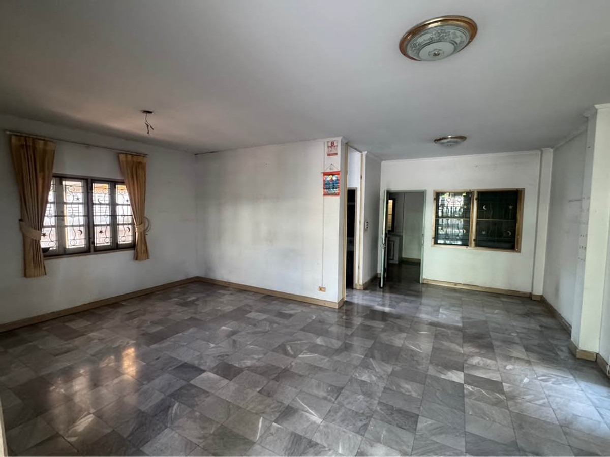 ปรีชา สุวินทวงศ์ / 3 ห้องนอน (ขาย), Preecha Suwinthawong  / 3 Bedrooms (FOR SALE) POON129