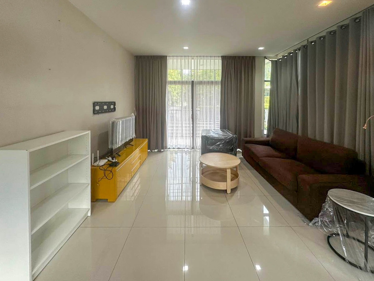 เศรษฐสิริ ศรีนครินทร์ - พระราม 9 / 3 ห้องนอน (ขายพร้อมผู้เช่า), Setthasiri Srinakarindra - Rama 9 / 3 Bedrooms (SALE WITH TENANT) BZD126