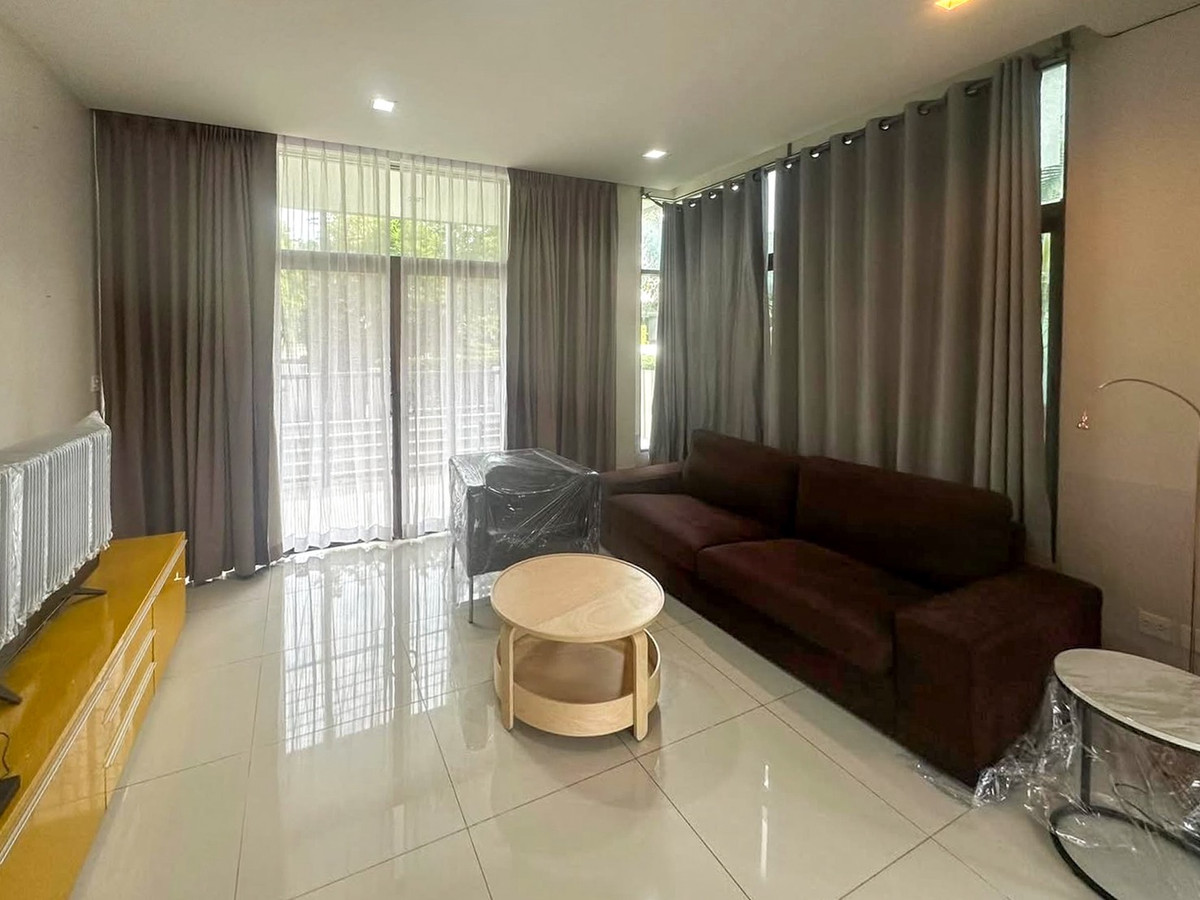 เศรษฐสิริ ศรีนครินทร์ - พระราม 9 / 3 ห้องนอน (ขายพร้อมผู้เช่า), Setthasiri Srinakarindra - Rama 9 / 3 Bedrooms (SALE WITH TENANT) BZD126