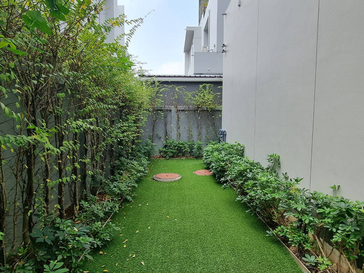 แกรนด์ บางกอก บูเลอวาร์ด ราชพฤกษ์ - พระราม 5 / 4 ห้องนอน (ขาย), Grand Bangkok Boulevard Ratchaphruek - Rama 5 / 4 Bedrooms (FOR SALE) AOM037