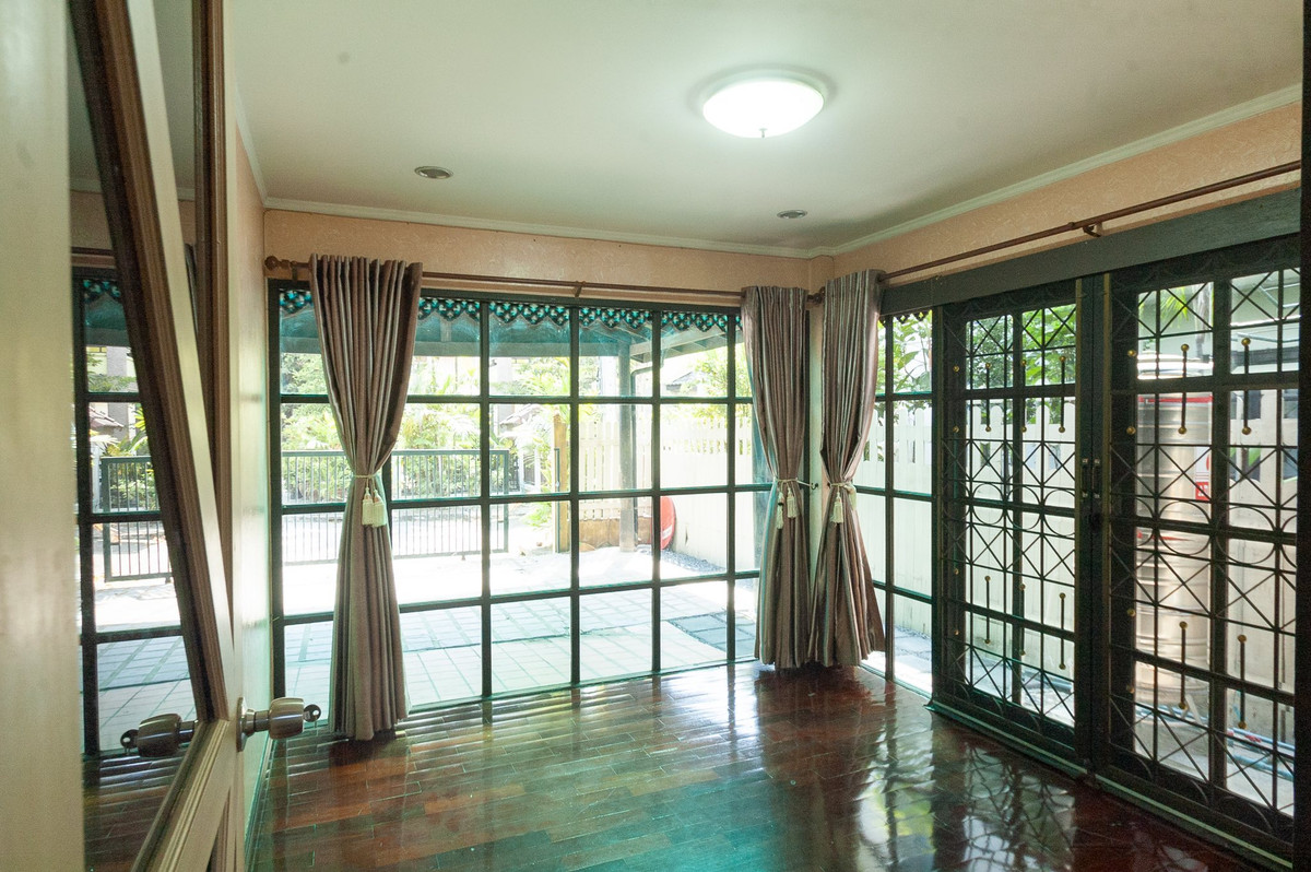สัมมากร มีนบุรี / 4 ห้องนอน (ขาย), Sammakorn Minburi / 4 Bedrooms (FOR SALE) POON100