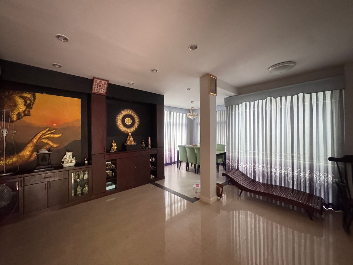 ติดทะเลพร้อมชายหาดส่วนตัว 🌊 บ้านเดี่ยว คาซาลูน่า บางแสน / 5 ห้องนอน (เช่า), Casalunar Bangsean / Detached House 5 Bedrooms (FOR RENT) YEAN006