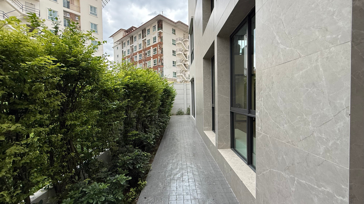 เฮดควอเทอส์ เอกมัย - ลาดพร้าว / 4 ห้องนอน (เช่า), Headquarters Ekamai - Ladprao / 4 Bedrooms (FOR RENT) TPM320