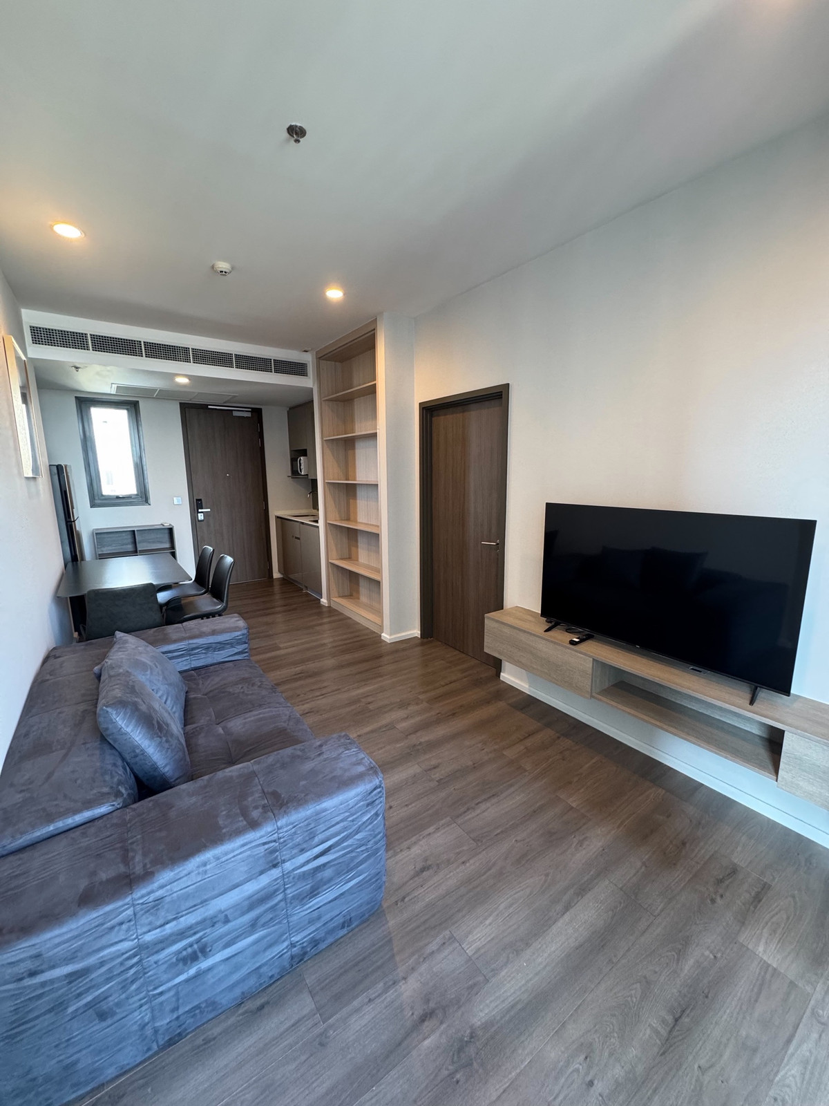 Whizdom Essence Sukhumvit / 1 Bedroom (FOR SALE), วิสซ์ดอม เอสเซ้นส์ สุขุมวิท / 1 ห้องนอน (ขาย) BB032