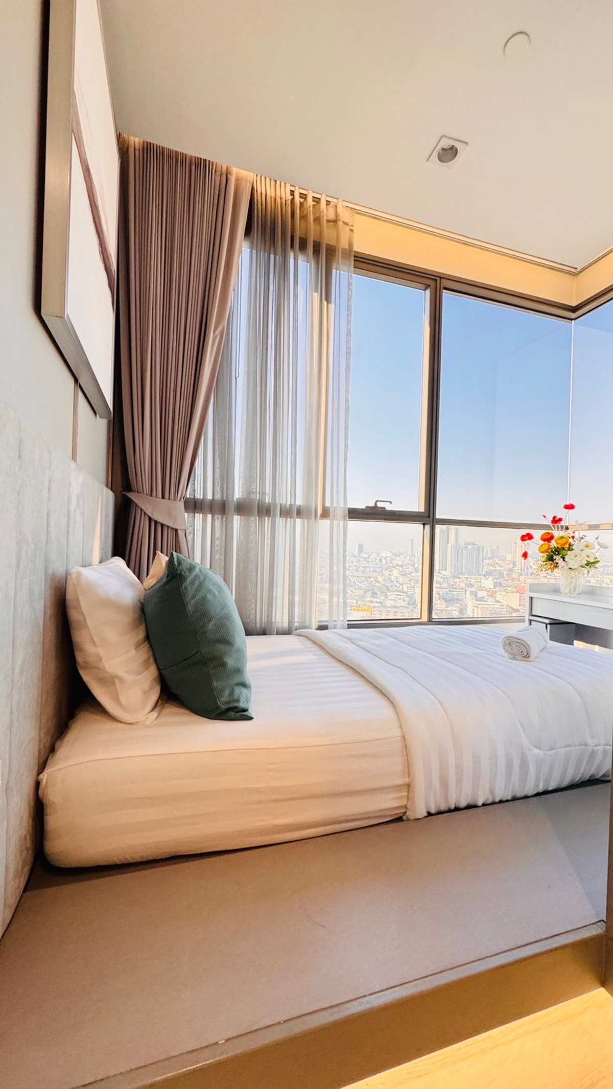 The Room Sathorn - St. Louis / 2 Bedrooms (FOR SALE), เดอะรูม สาทร - เซนต์หลุยส์ / 2 ห้องนอน (ขาย) LD022