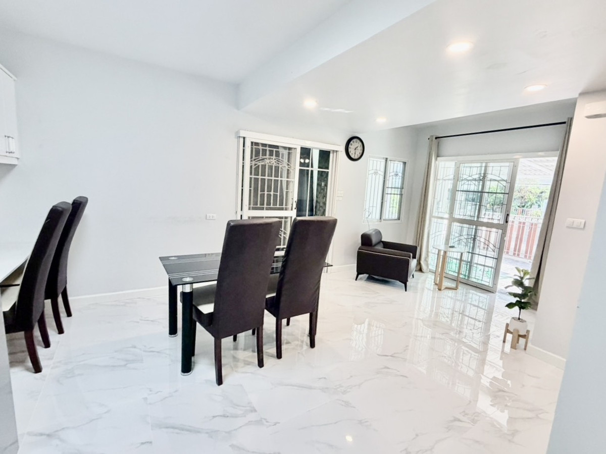 เดอะ วิลเลจ บางนา กม.10 / 3 ห้องนอน (เช่า), The Village Bangna KM.10 / 3 Bedrooms (FOR RENT) YOK029