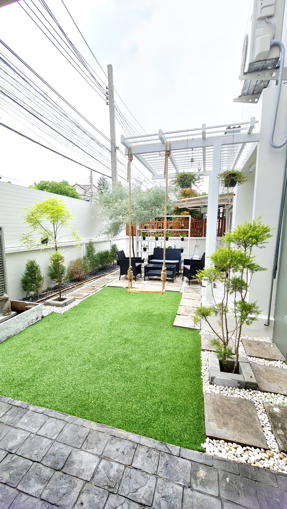 เดอะ วิลเลจ บางนา กม.10 / 3 ห้องนอน (เช่า), The Village Bangna KM.10 / 3 Bedrooms (FOR RENT) YOK030