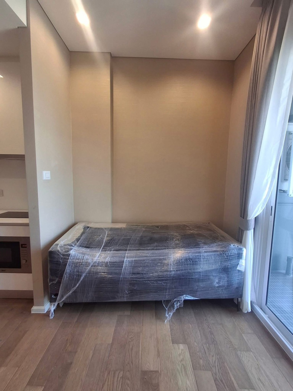The Saint Residences / 1 Bedroom (SALE WITH TENANT), เดอะ เซนต์ เรสสิเด้นเซส / 1 ห้องนอน (ขายพร้อมผู้เช่า) PINP215