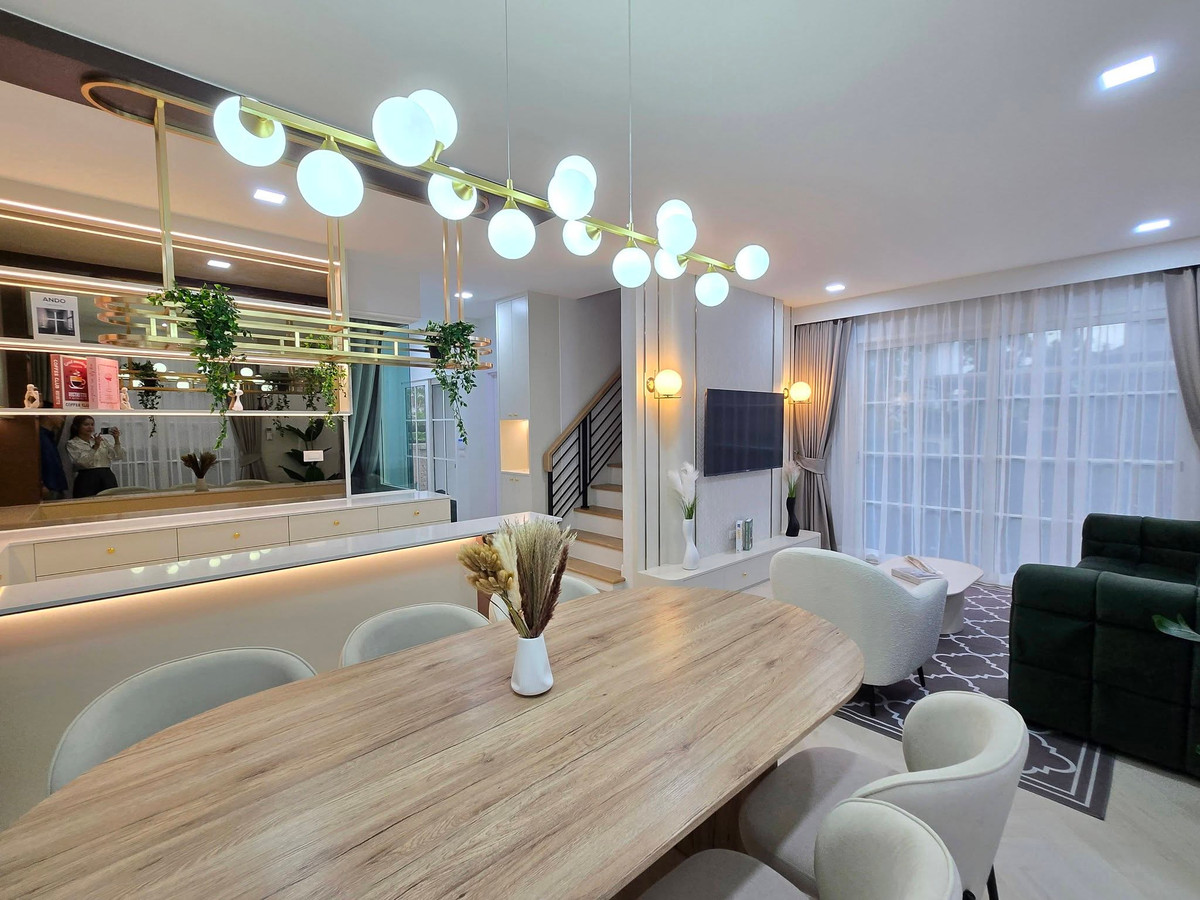 แกรนดิโอ บางนา กม.5 / 4 ห้องนอน (ขาย), Grandio Bangna KM.5 / 4 Bedrooms (FOR SALE) YOK057