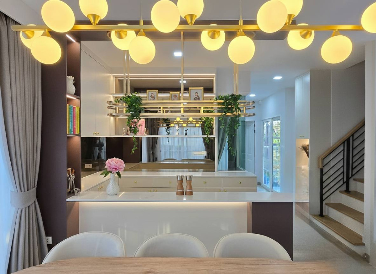 แกรนดิโอ บางนา กม.5 / 4 ห้องนอน (เช่า), Grandio Bangna KM.5 / 4 Bedrooms (FOR RENT) YOK057