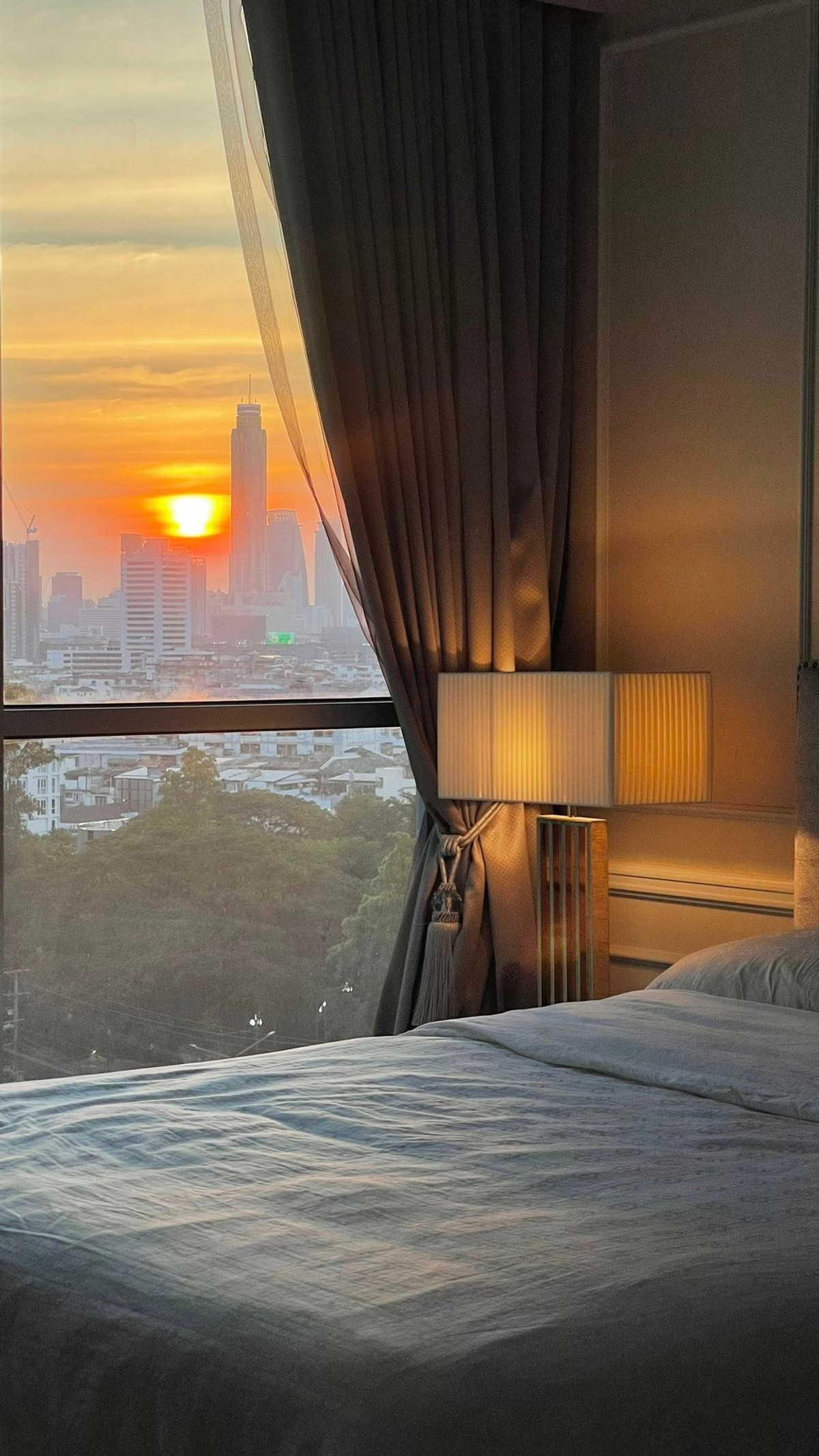 Noble Revolve Ratchada 2 / 2 Bedrooms (FOR SALE), โนเบิล รีวอลฟ์ รัชดา 2 / 2 ห้องนอน (ขาย) TARN240