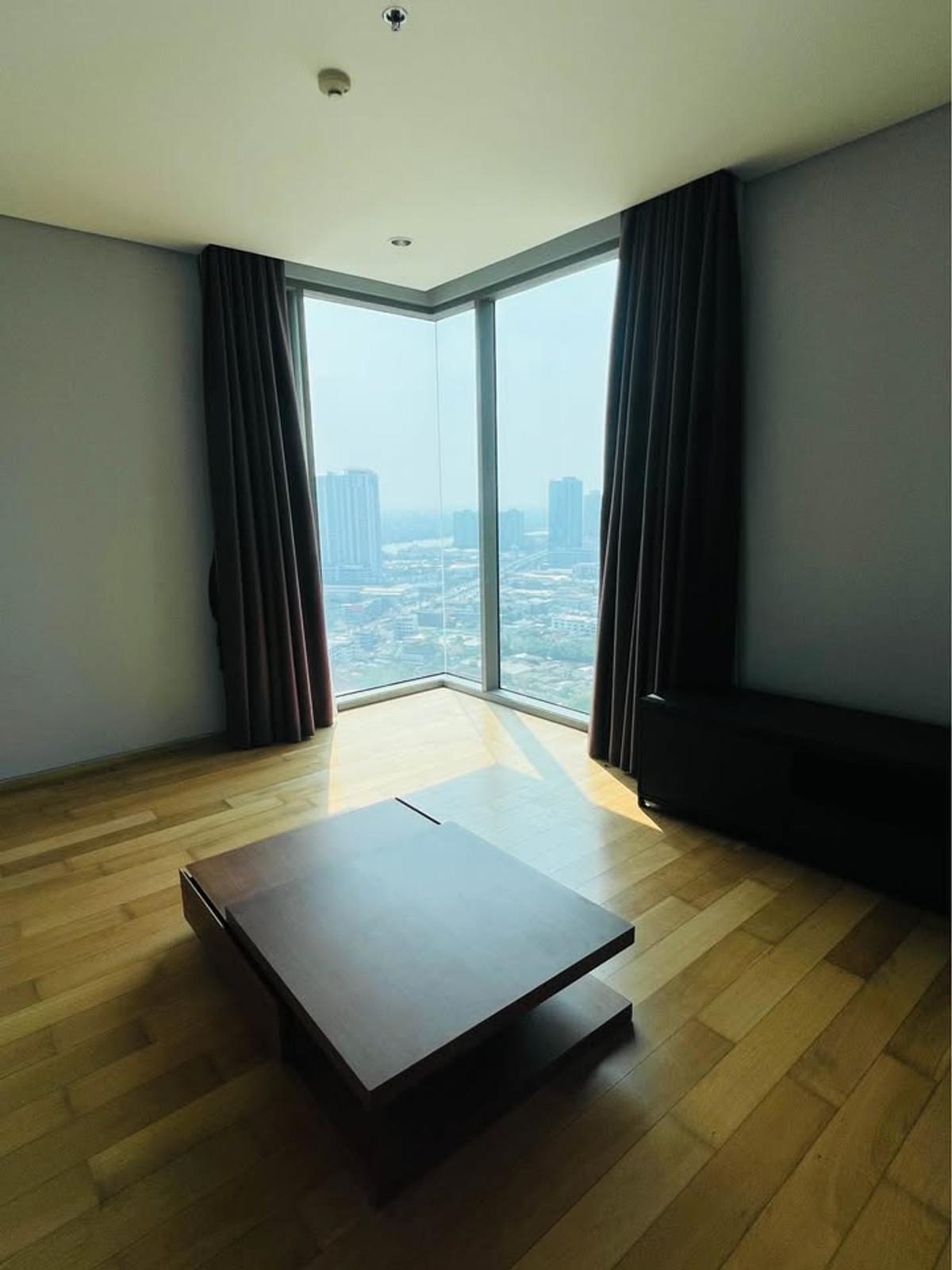 The breeze Narathiwas  / 1 Bedroom (FOR SALE), เดอะ บรีซ นราธิวาส - ช่องนนทรี / 1 ห้องนอน (ขาย) LD042
