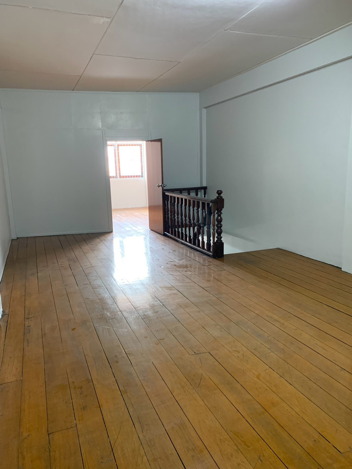 อาคารพาณิชย์ 2 คูหา แยกอัสสัมชัญ อ.ศรีราชา ชลบุรี  / 2 ชั้น (ขาย), 2 commercial buildings, Assumption Intersection, Si Racha Dist, Chonburi / 2 - Storey (FOR SALE) YEAN109