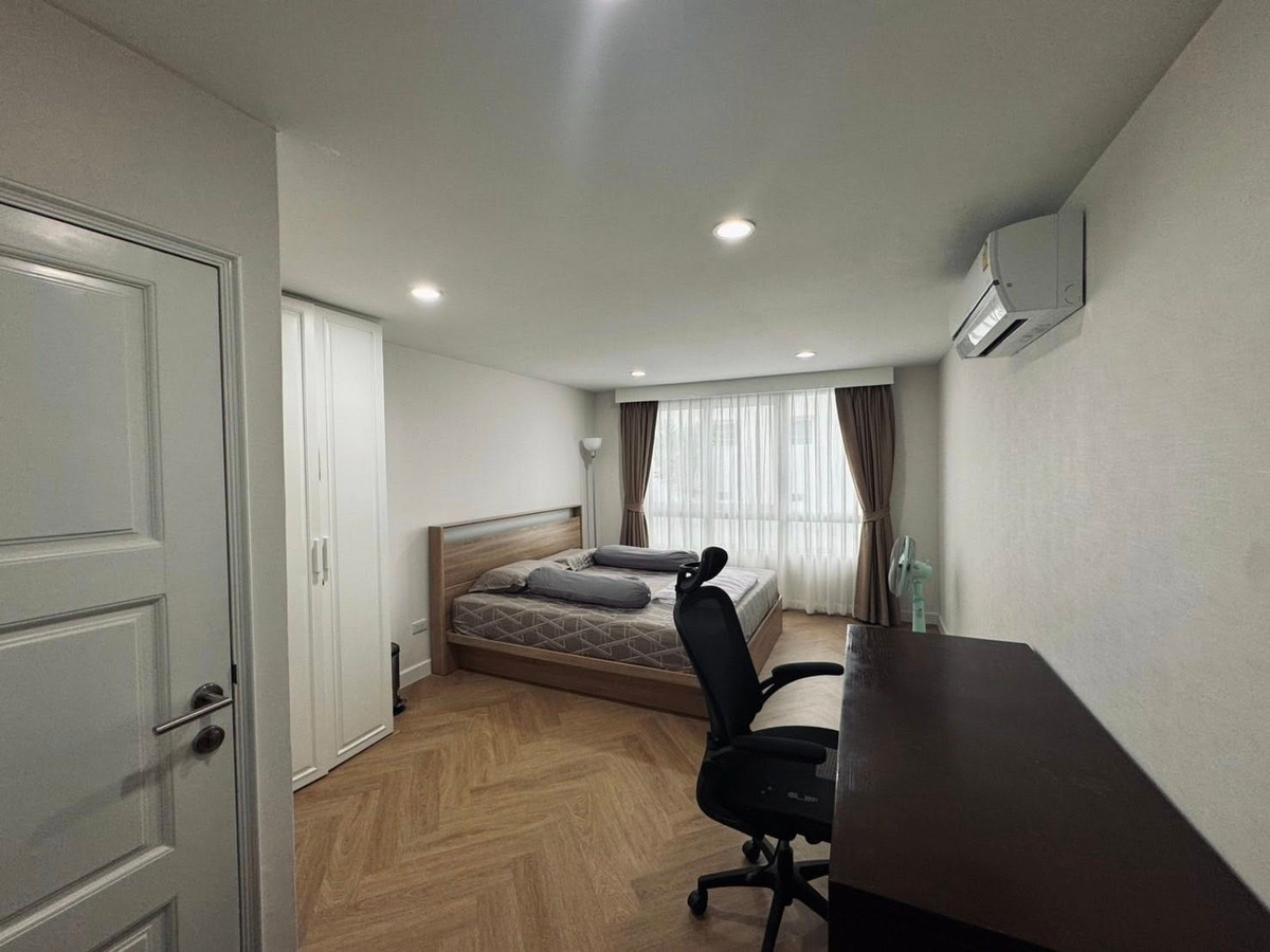 Baan Siri Sathorn Suanplu / 2 Bedrooms (SALE WITH TENENT), บ้านสิริ สาทร สวนพลู / 2 ห้องนอน (ขายพร้อมผู้เช่า) LD050