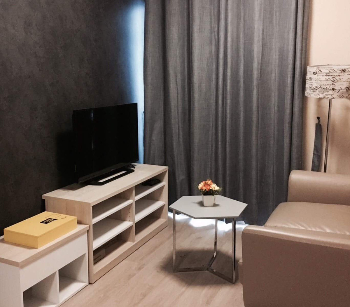 Elio Del Ray / 1 Bedroom (SALE WITH TENENT), เอลลิโอ เดลเรย์ / 1 ห้องนอน (ขายพร้อมผู้เช่า) BB038