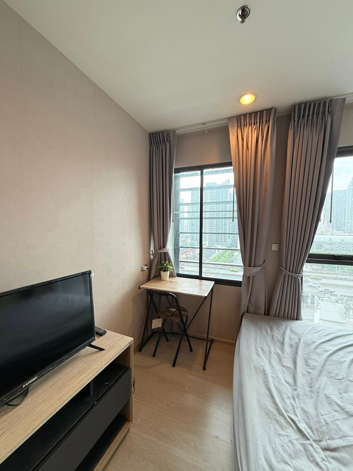 Rhythm Asoke 2 / 1 Studio (FOR SALE), ริธึ่ม อโศก 2 / 1 ห้องนอน (ขาย) TARN260