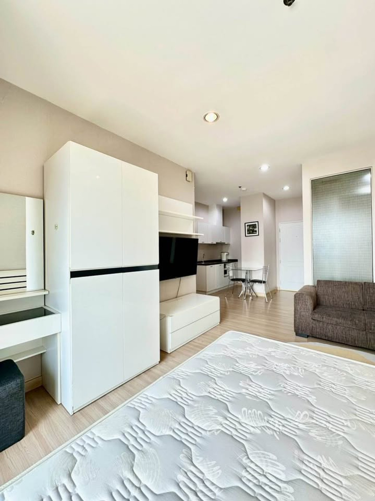 The Light House Sathorn - Chareonnakorn / 1 Studio (FOR SALE), เดอะ ไลท์เฮ้าส์ สาทร - เจริญนคร / 1 ห้องสตูดิโอ (ขาย) PT089