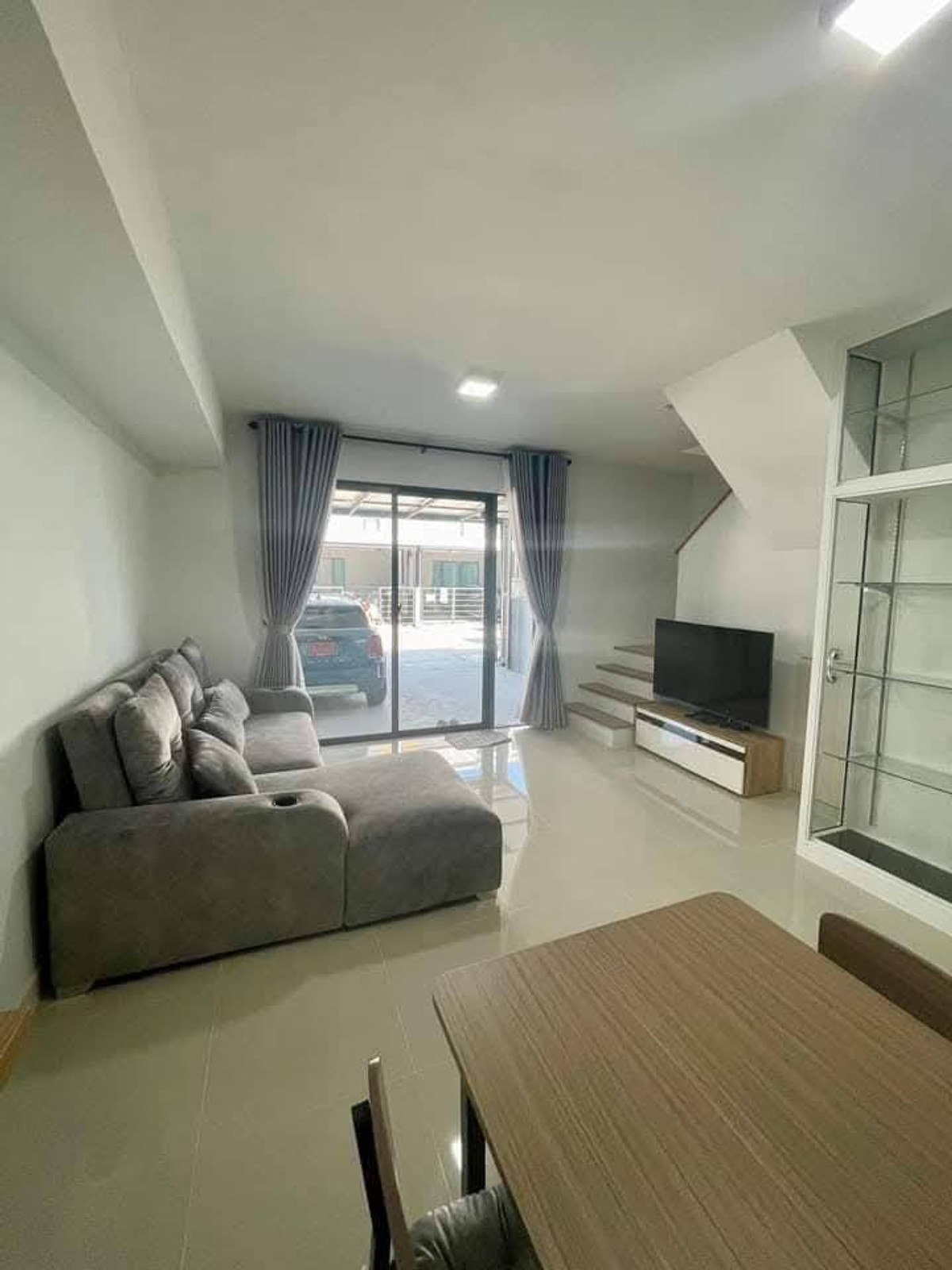 พลีโน่ สุขุมวิท - บางนา 2 / 3 ห้องนอน (เช่า), Pleno Sukhumvit - Bangna 2 / 3 Bedrooms (FOR RENT) YOK067