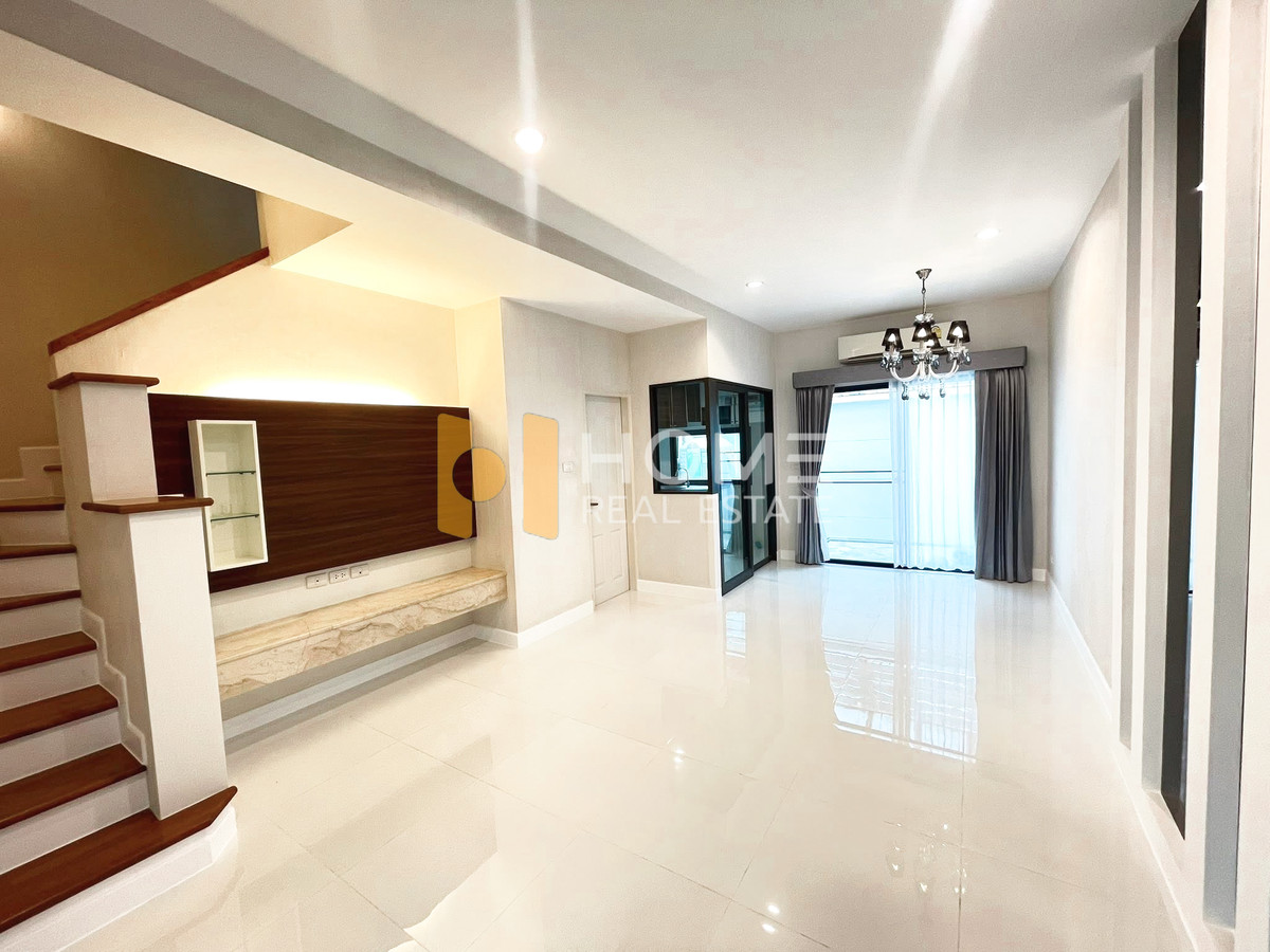 เดอะ เมทโทร พัฒนาการ - ศรีนครินทร์ / 3 ห้องนอน (ขาย), The Metro Pattanakarn - Srinakarin / 3 Bedrooms (FOR SALE) FONT032